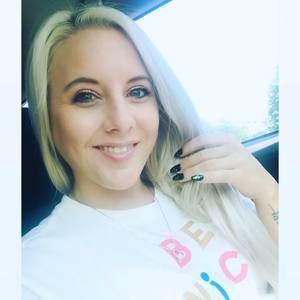 Meet your Posher, Chrissy